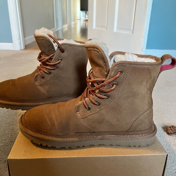 Ugg W Neumel high - Picture 3 of 6